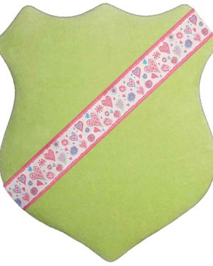 Märkessköld - Ljusgrön med rosa hjärtan